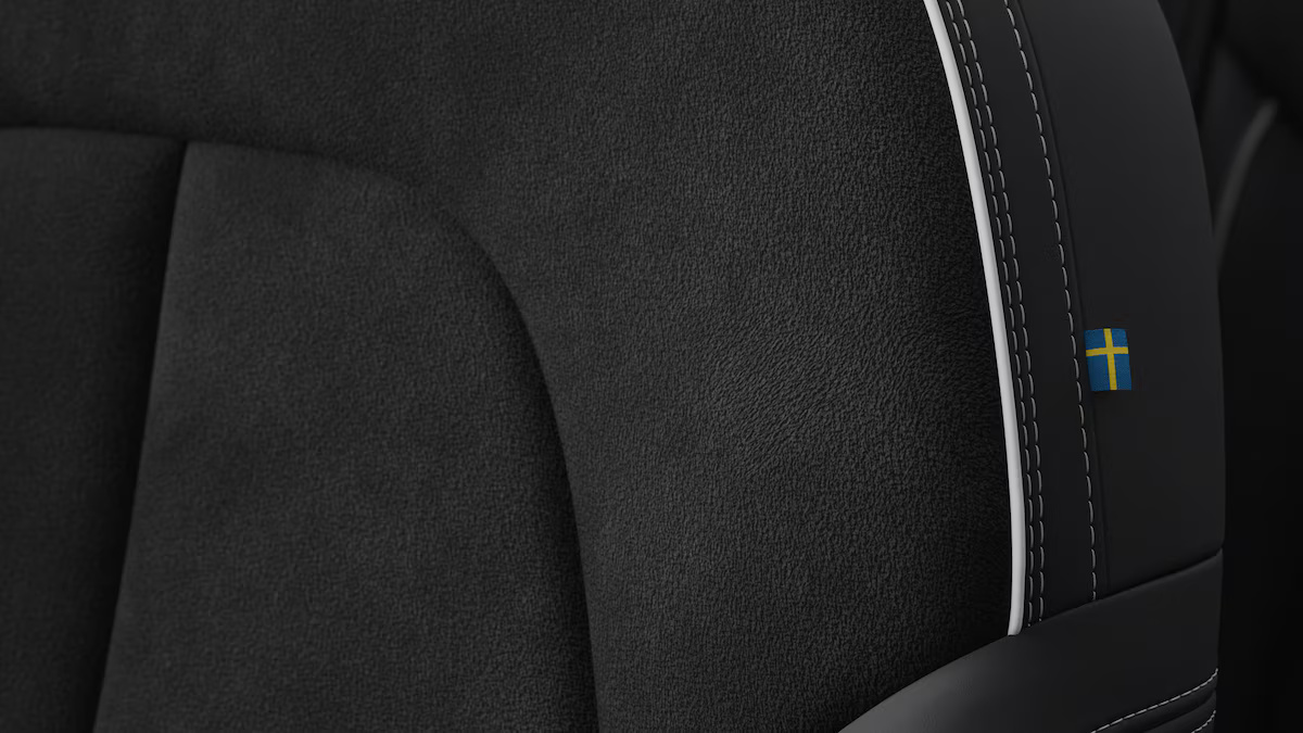 VOLVO EC40 Twin Ultra XCENTRIC AWD-image-14
