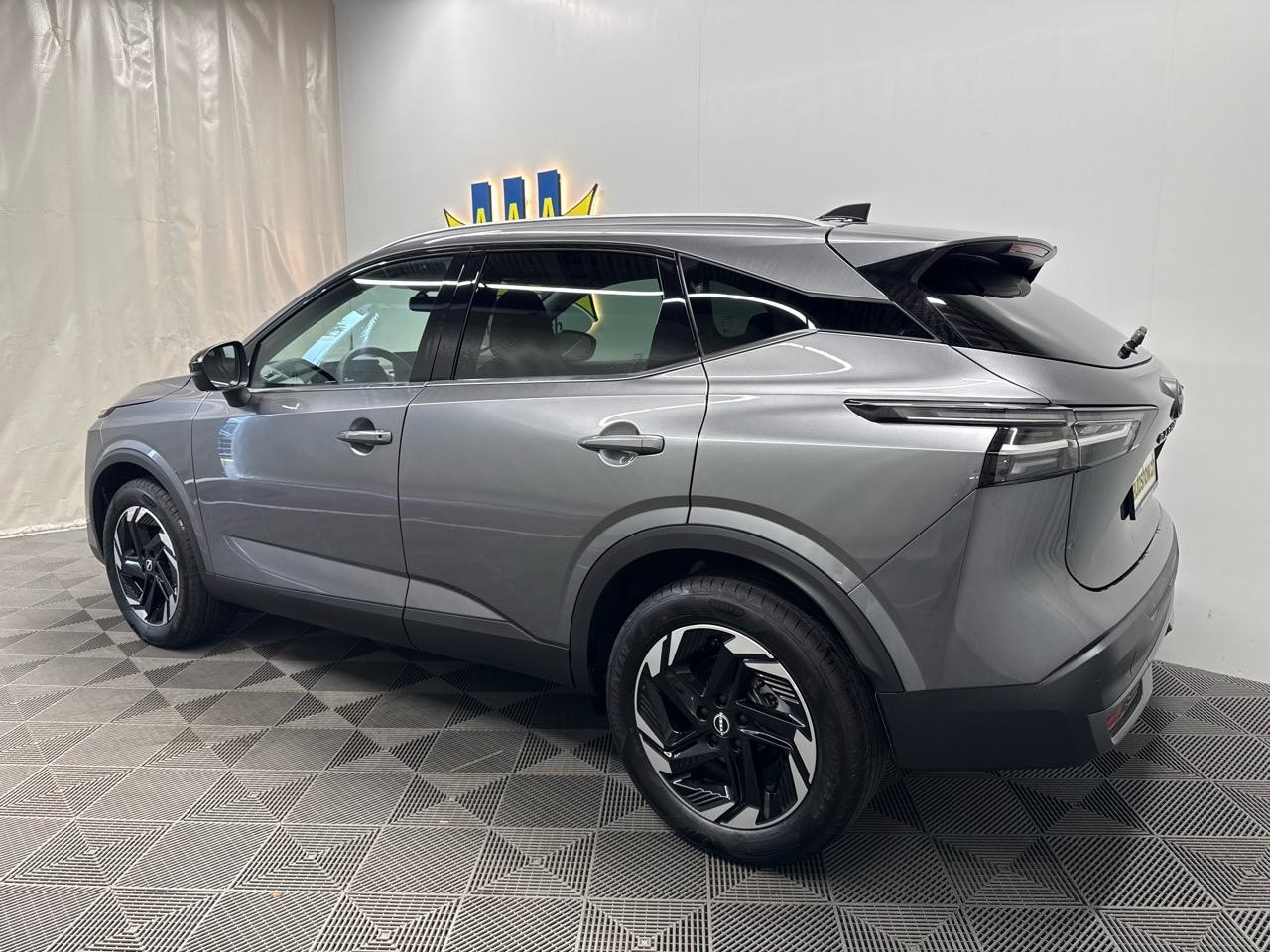 NISSAN Qashqai 1.3 DIG-T MHEV N-Connecta Xtronic 4x4-showroom-element-1