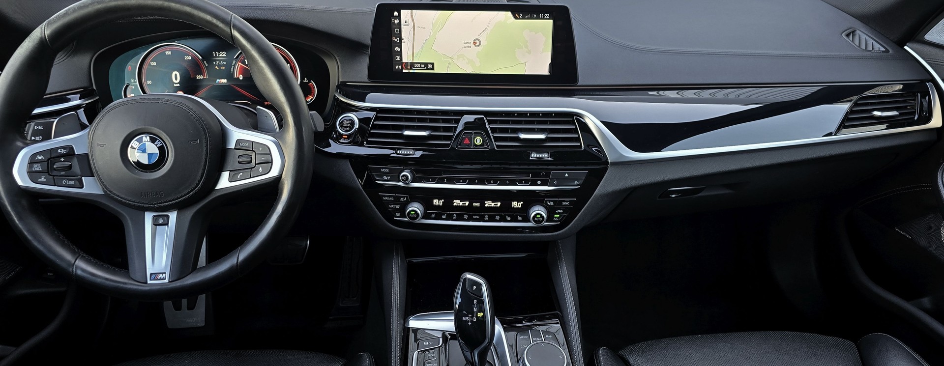 BMW 530d xDrive Touring M-Sport Line SAG-image-8