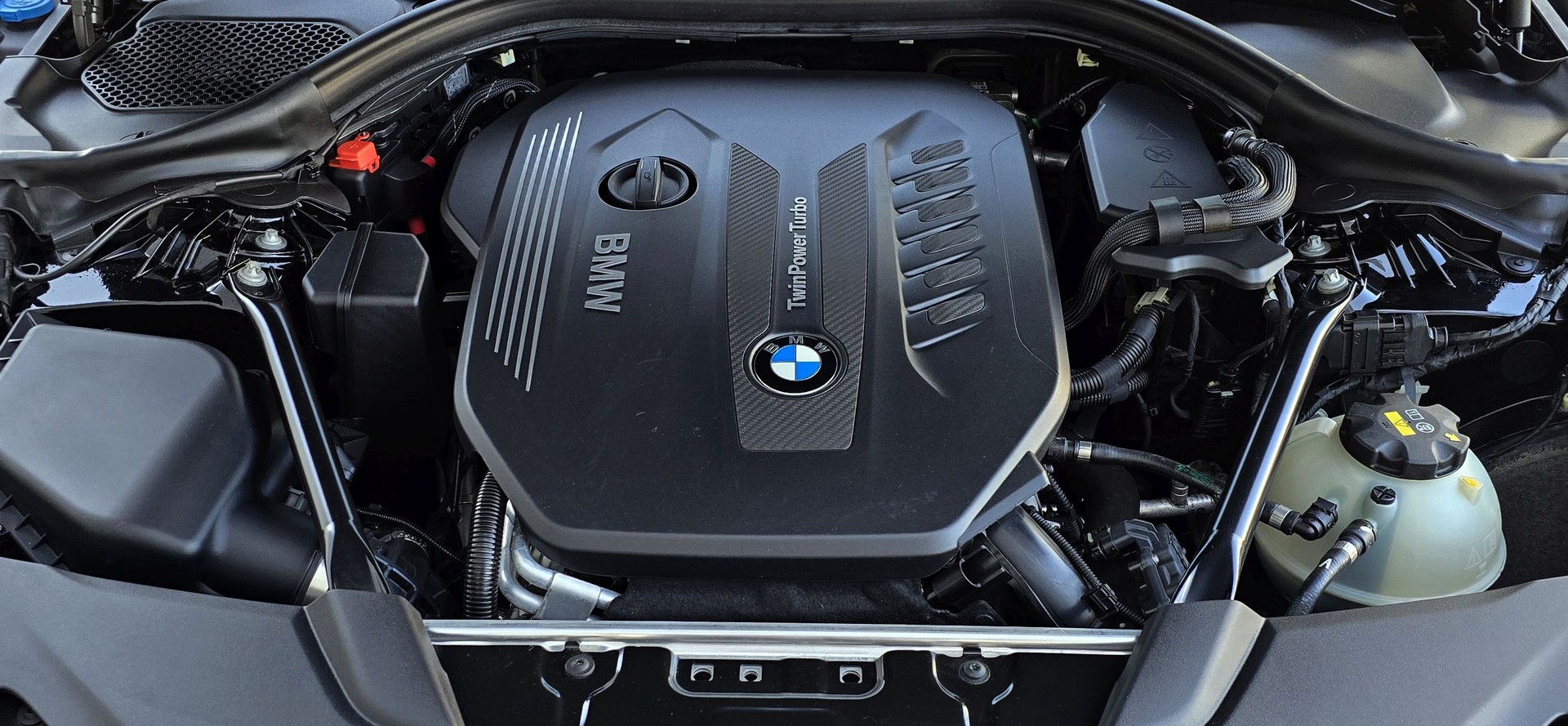 BMW 530d xDrive Touring M-Sport Line SAG-image-15
