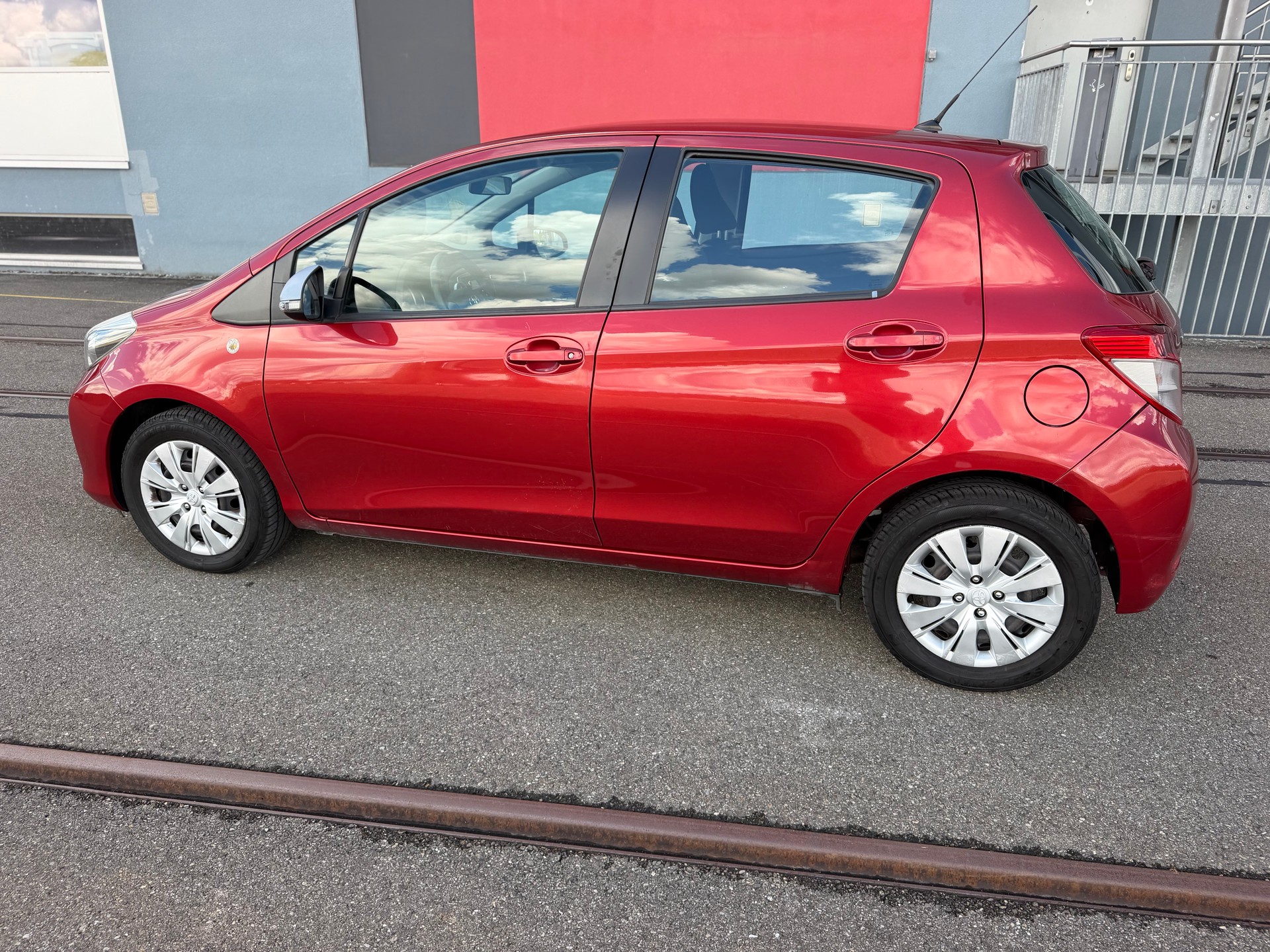 TOYOTA Yaris 1.33 Sol Multidrive-image-7
