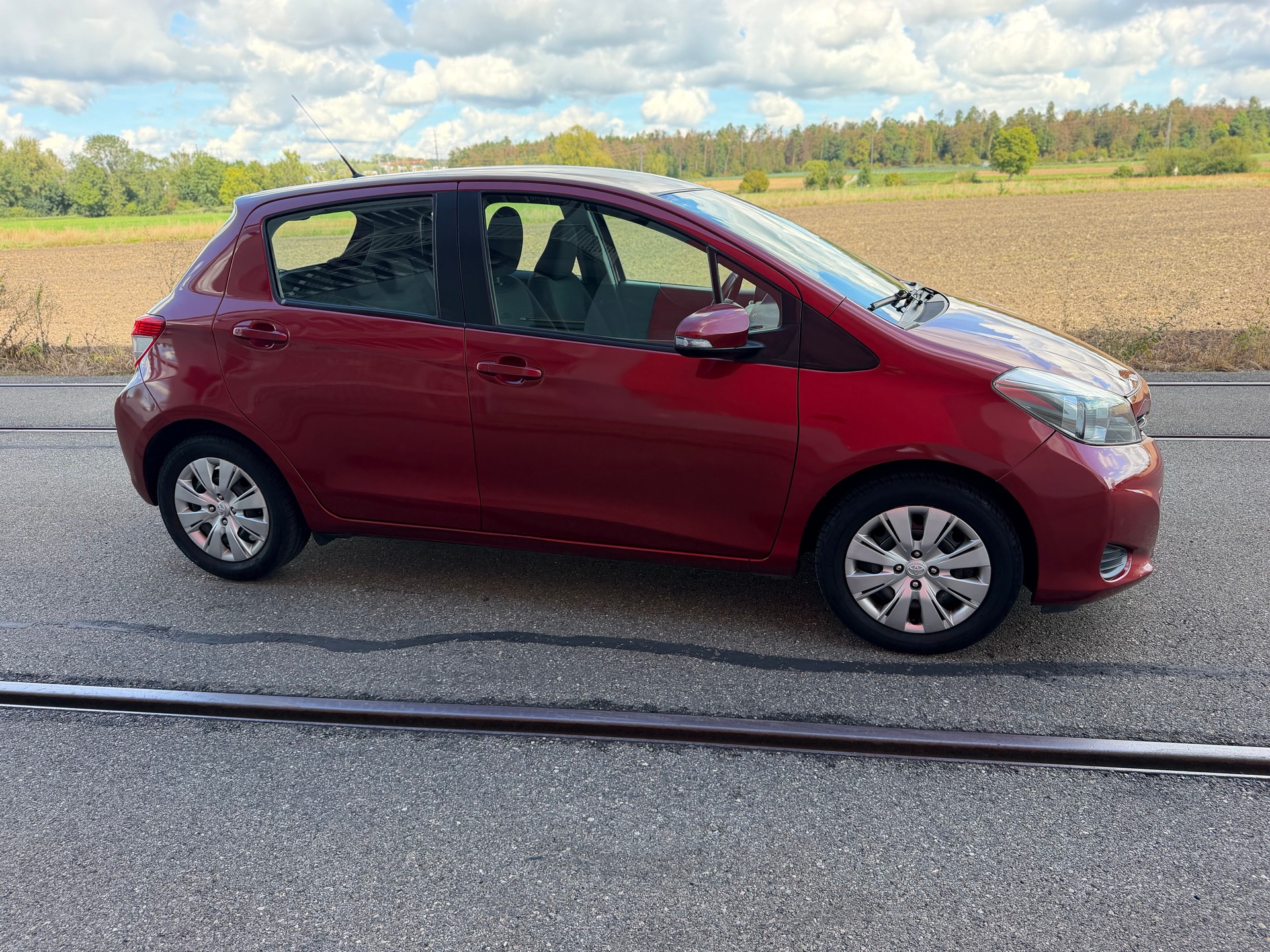 TOYOTA Yaris 1.33 Sol Multidrive-image-3