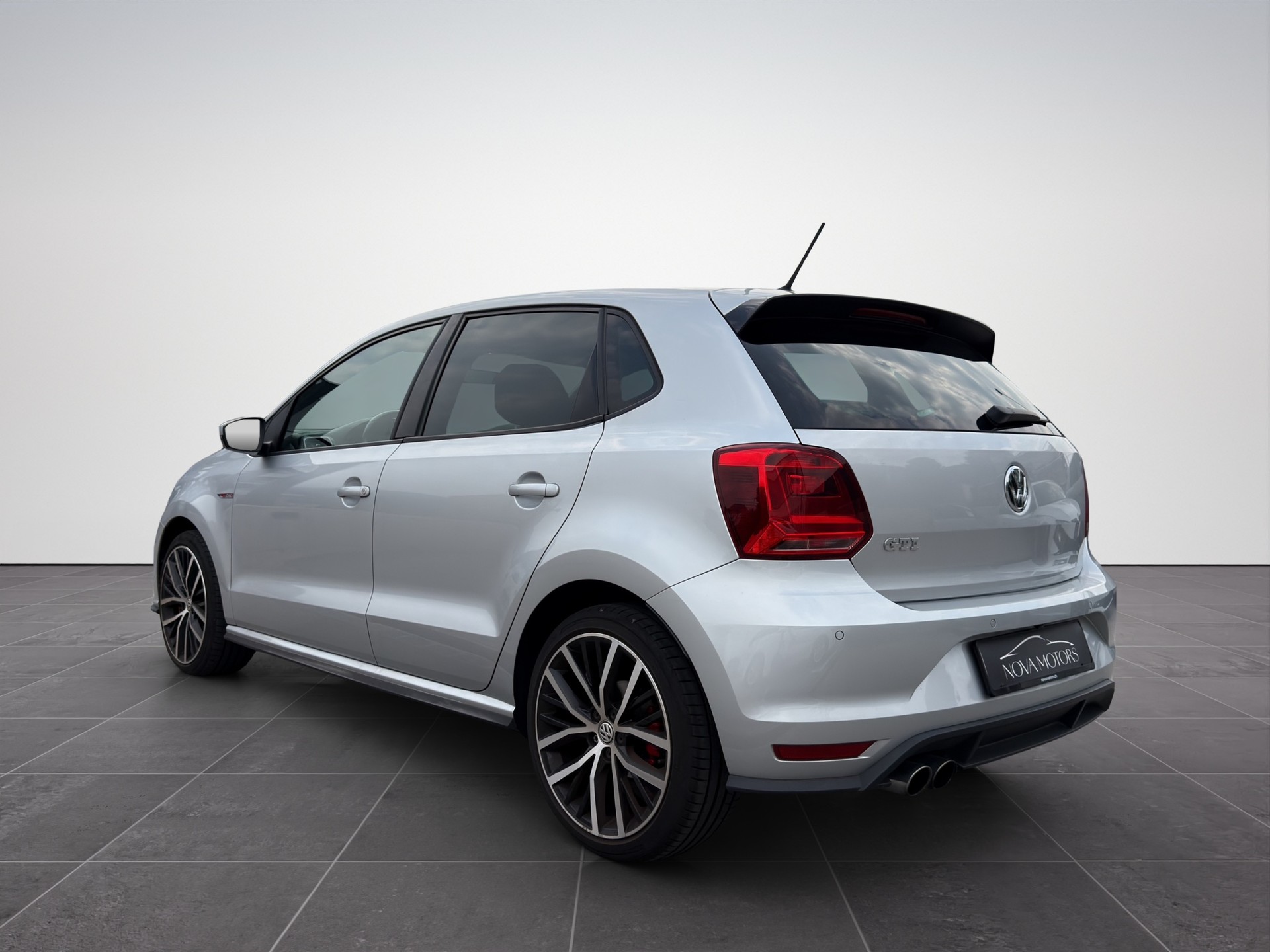 VW Polo 1.8 TSI GTI DSG-image-3