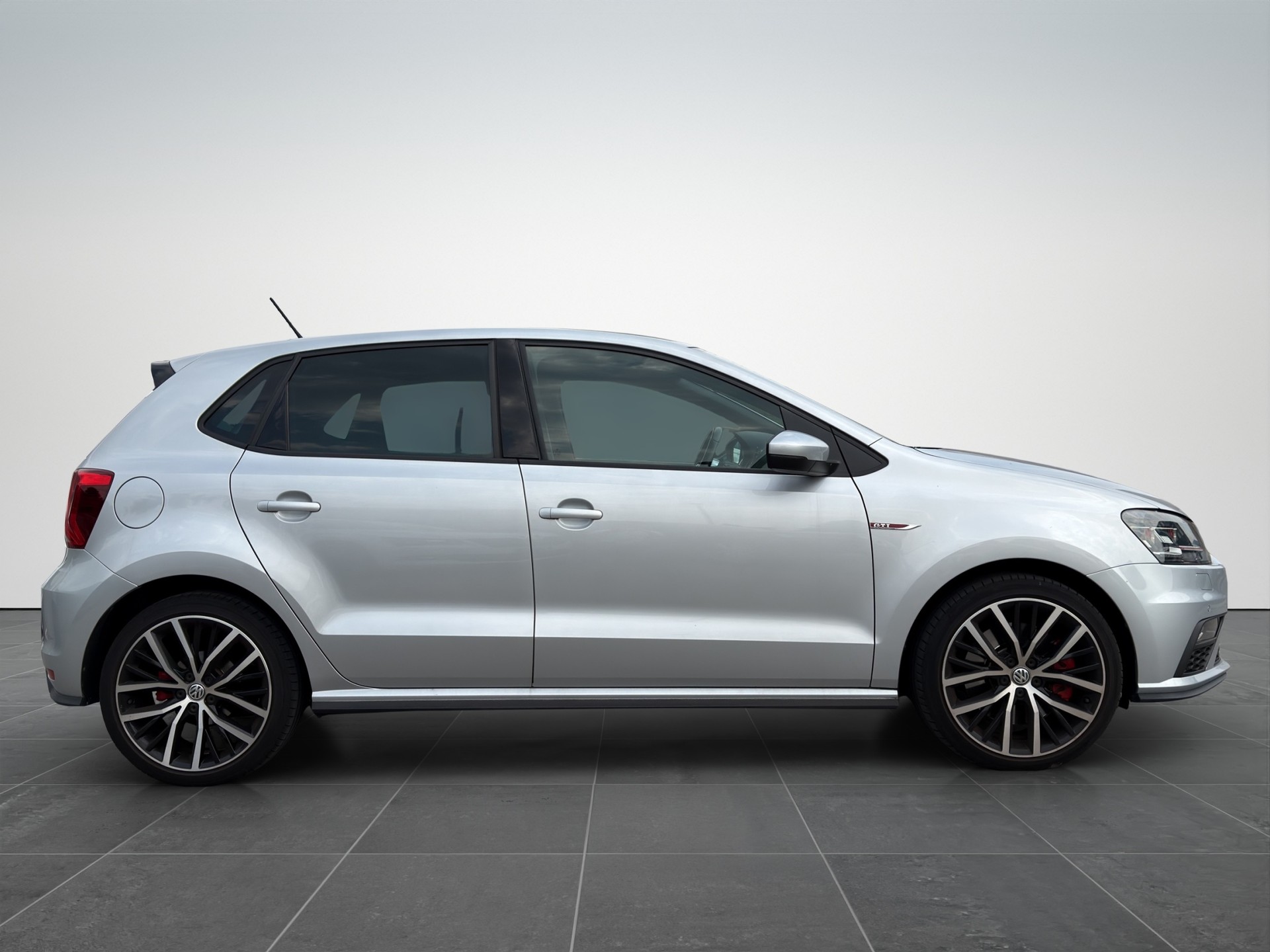 VW Polo 1.8 TSI GTI DSG-image-6