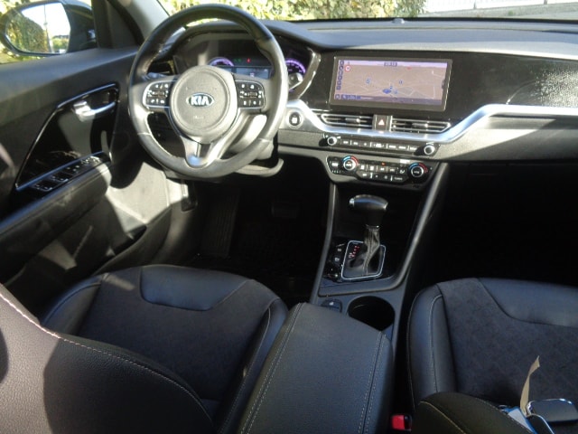 KIA Niro 1.6GDi Hybrid Power 2020 DCT-image-3