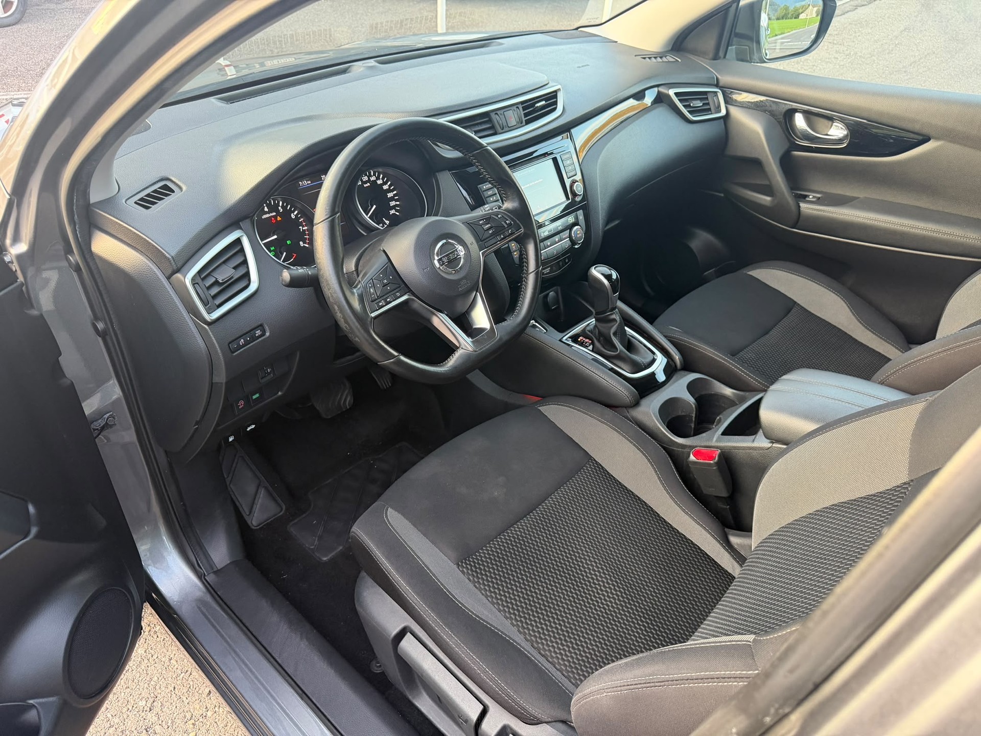 NISSAN Qashqai 1.3 DIG-T tekna+ DCT-image-8