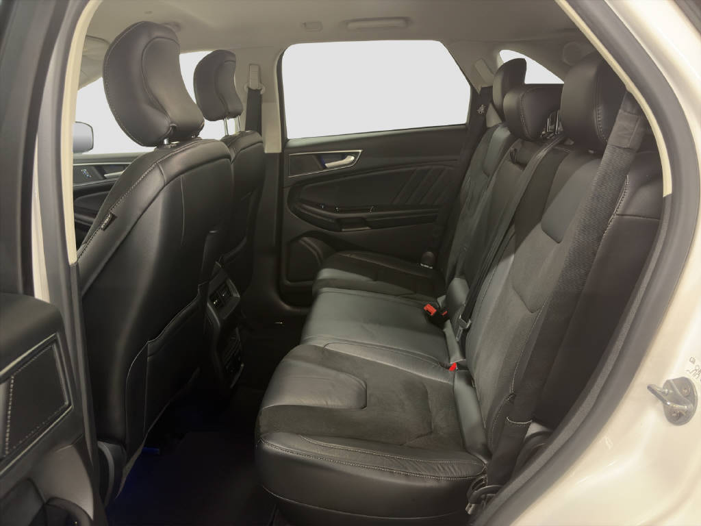 FORD Edge 2.0 TDCi 210 PS Sport FPS-image-13
