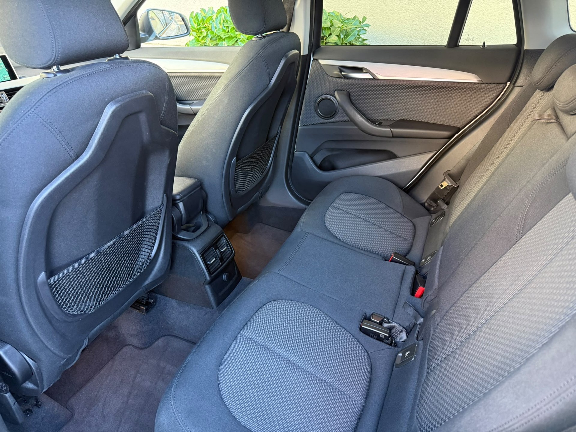 BMW X1 xDrive 20i Steptronic-image-11