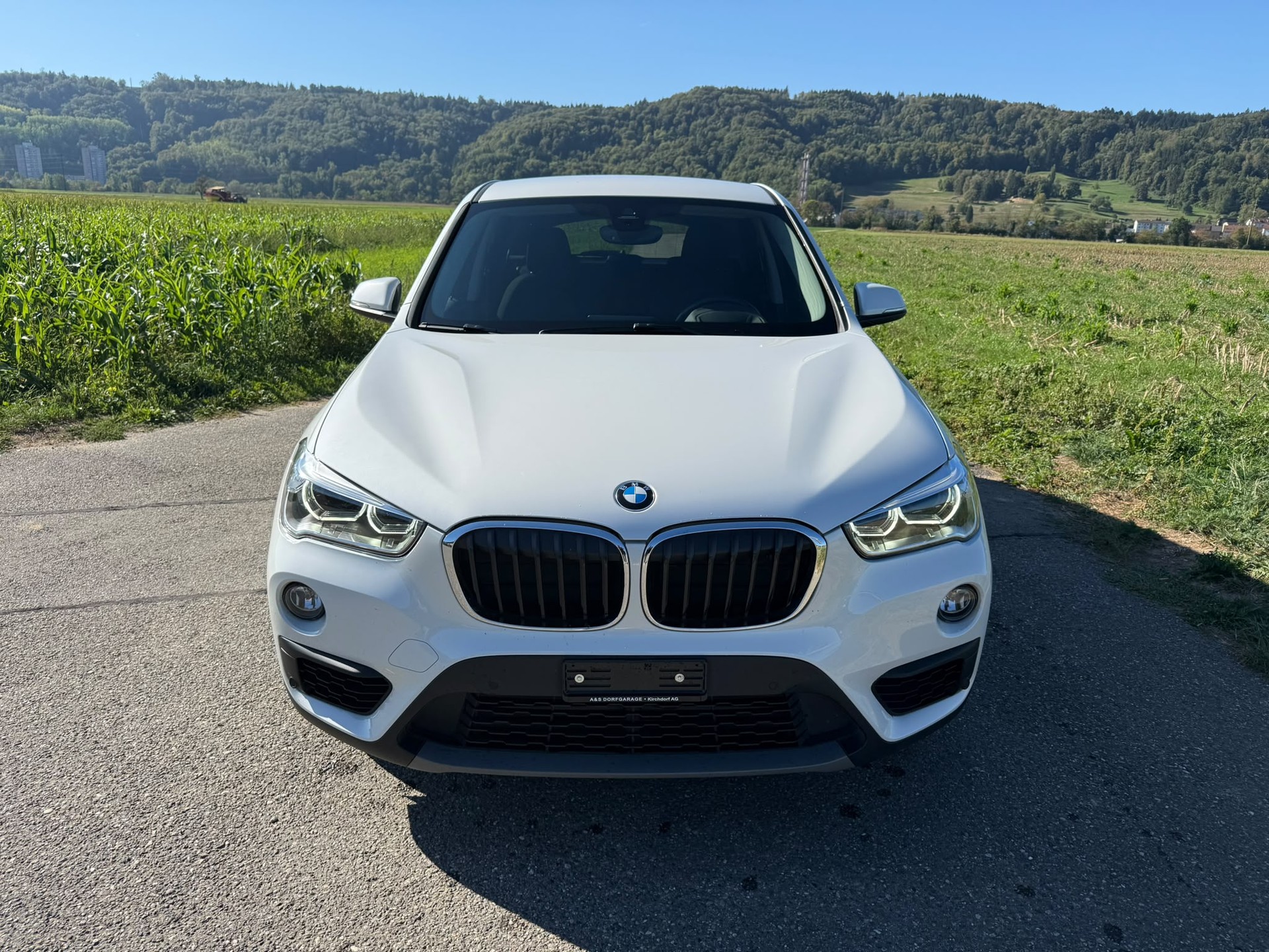 BMW X1 xDrive 20i Steptronic-image-7
