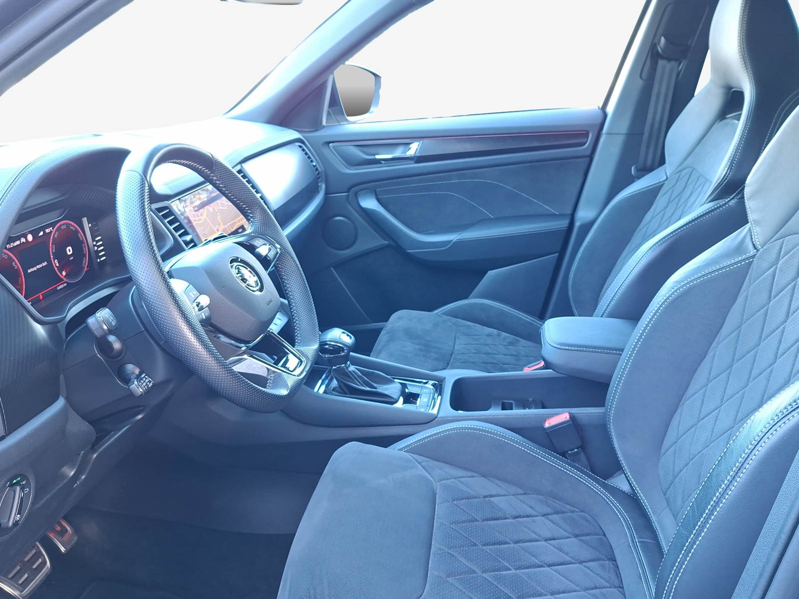 SKODA Kodiaq 2.0 TSI 4x4 SportLine-image-7