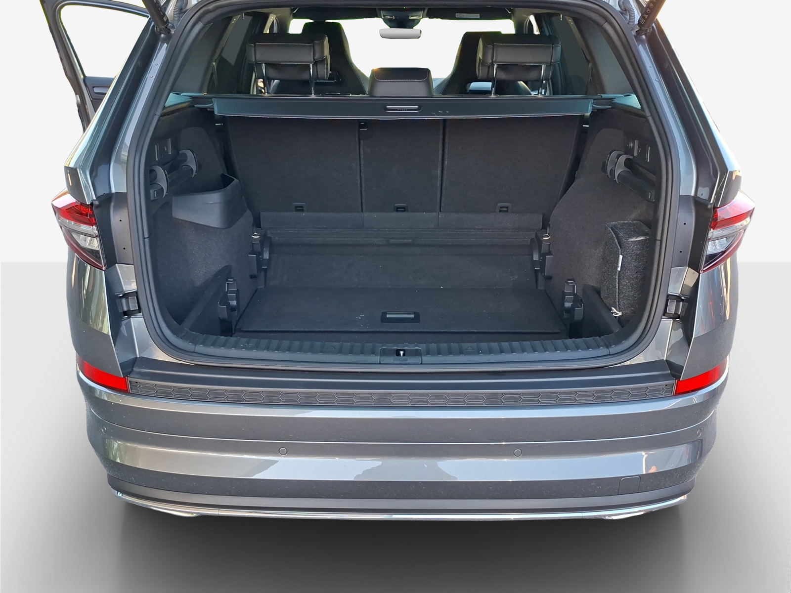 SKODA Kodiaq 2.0 TSI 4x4 SportLine-image-12