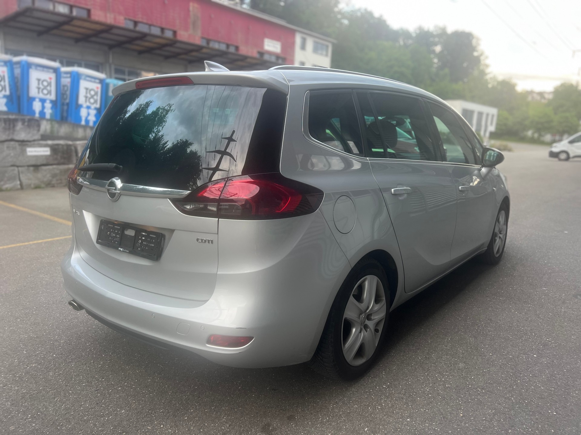 OPEL Zafira 2.0 CDTi Excellence Automatic-image-3