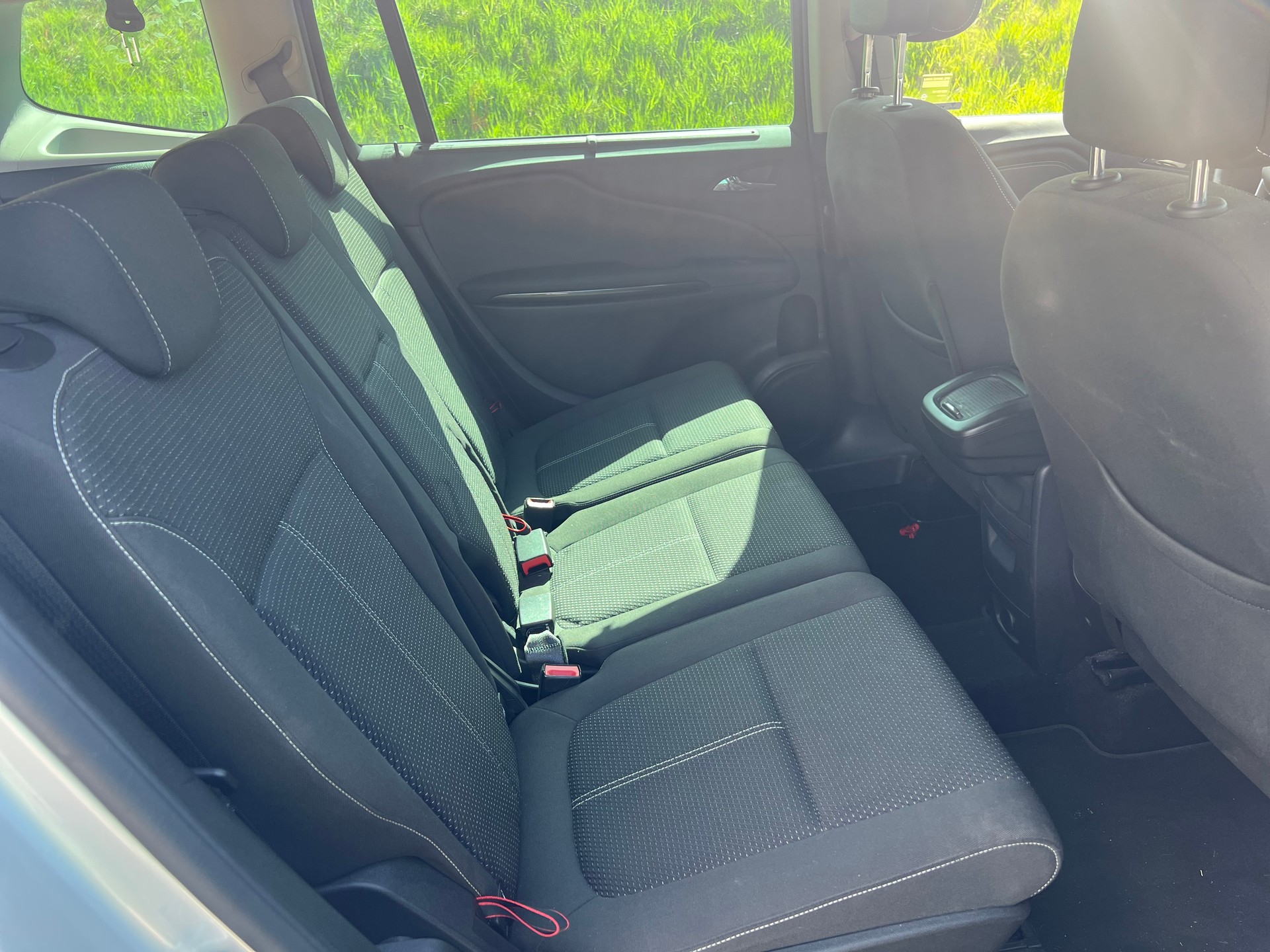 OPEL Zafira 2.0 CDTi Excellence Automatic-image-8