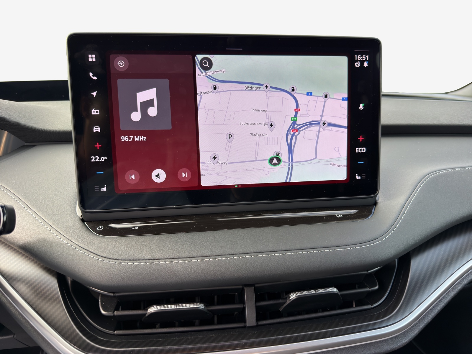SKODA Elroq 85x Sportline 4x4-image-10