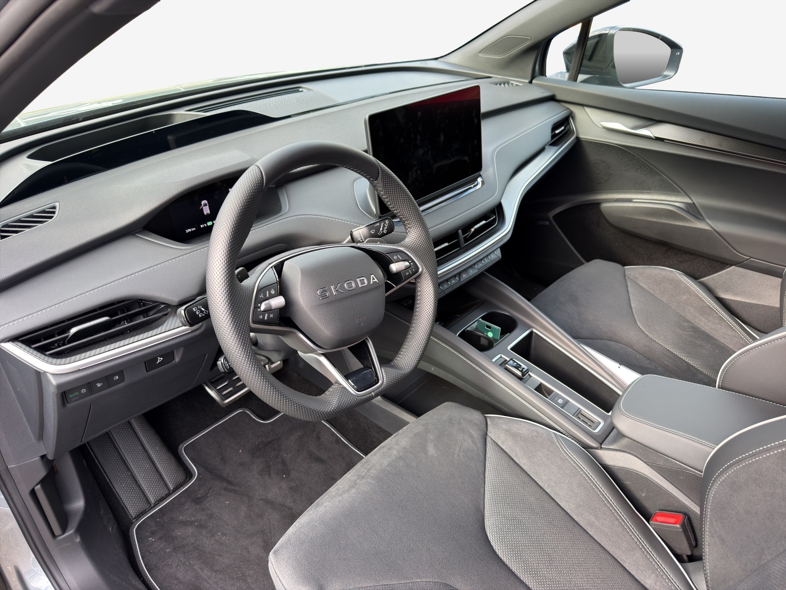 SKODA Elroq 85x Sportline 4x4-image-9