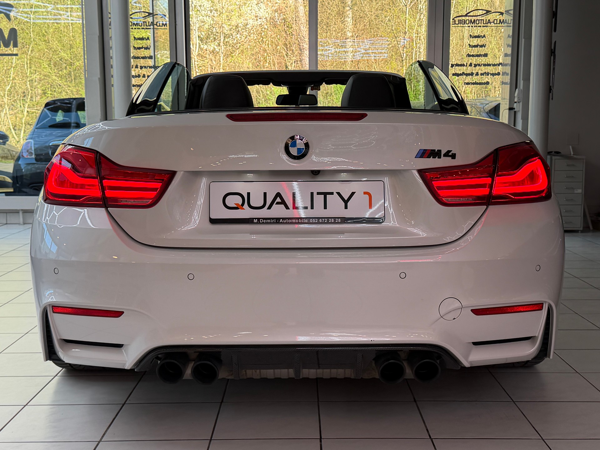BMW M4 Competition Cabrio-image-8