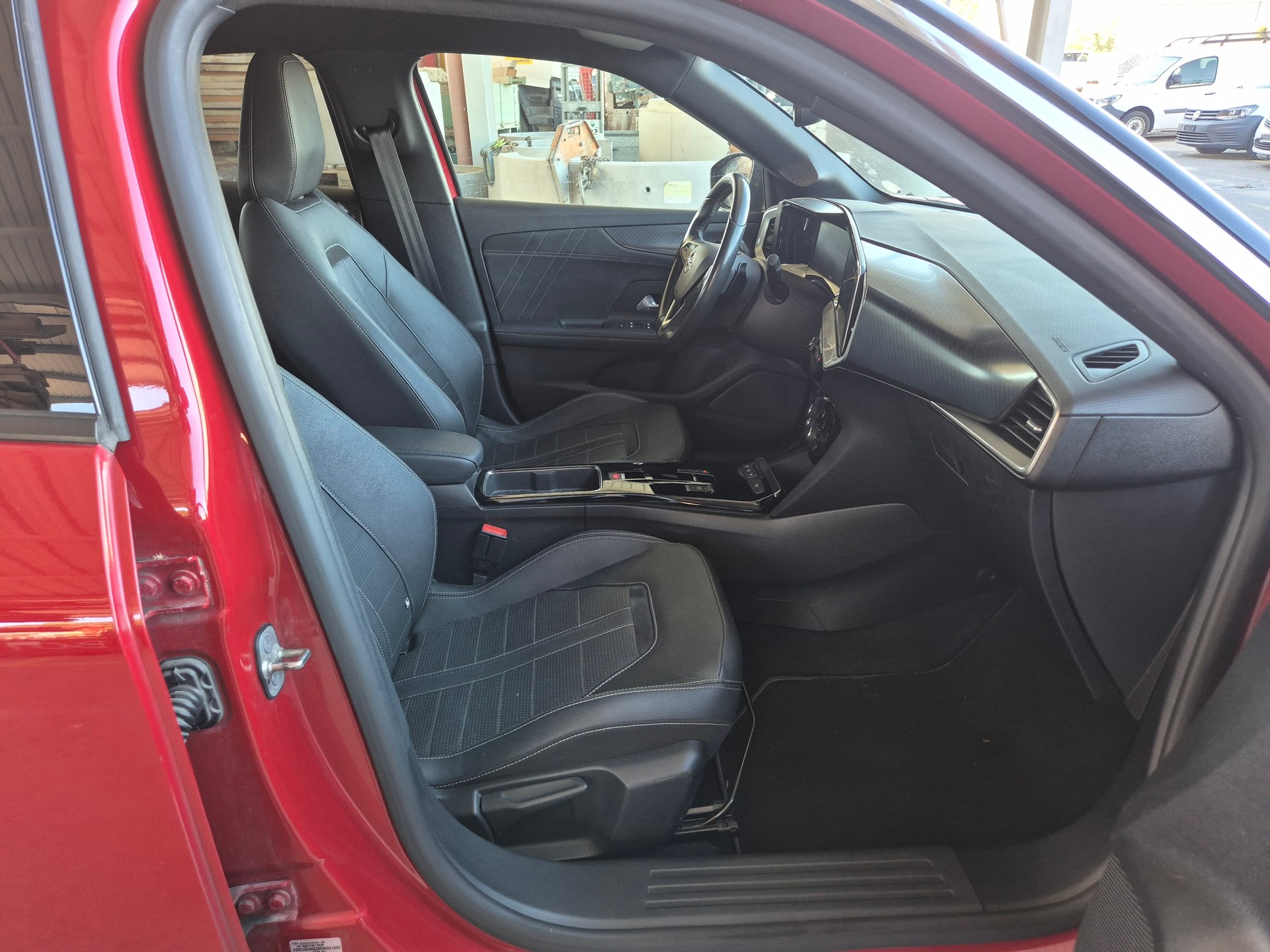 OPEL Mokka 1.2 Direct Injection Turbo Ultimate Aut.-image-6