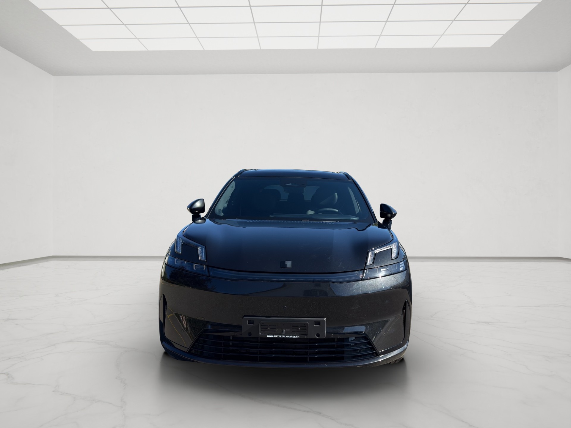 LYNK & CO 08 1.5 PHEV Core-image-1