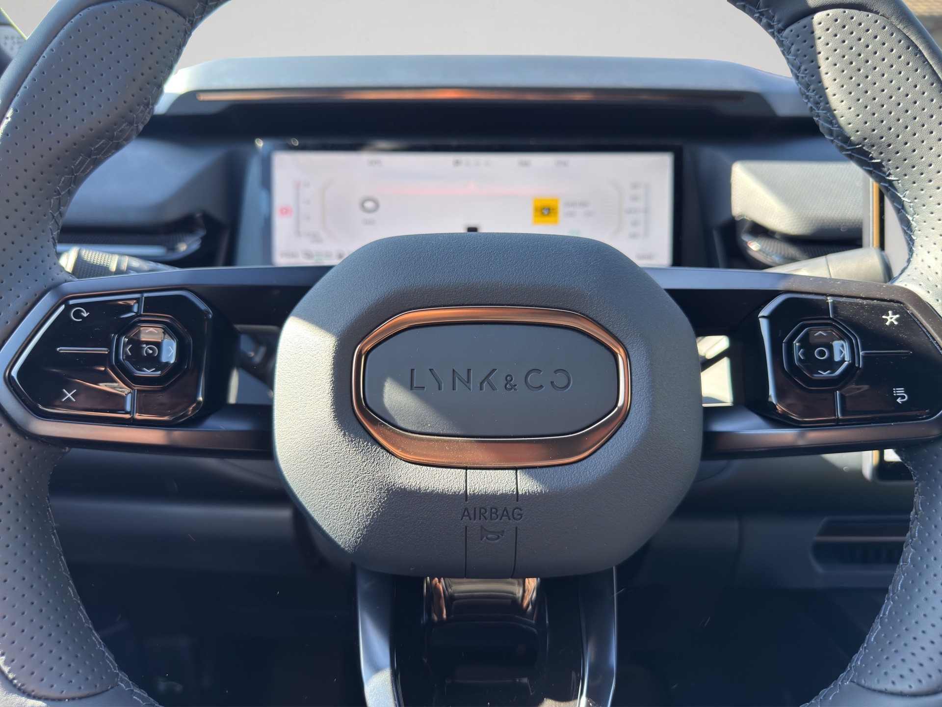 LYNK & CO 08 1.5 PHEV Core-image-13