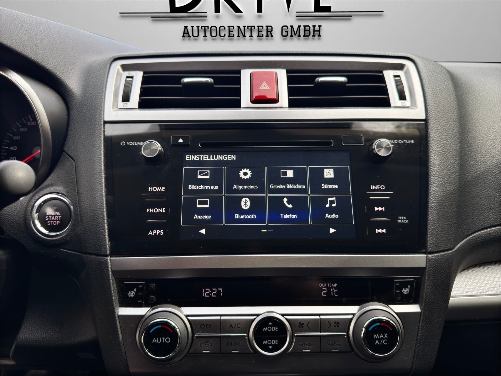 SUBARU Outback 2.0D Swiss AWD Lineartronic *Rückfahrkamera + Sitzheizung*-image-13