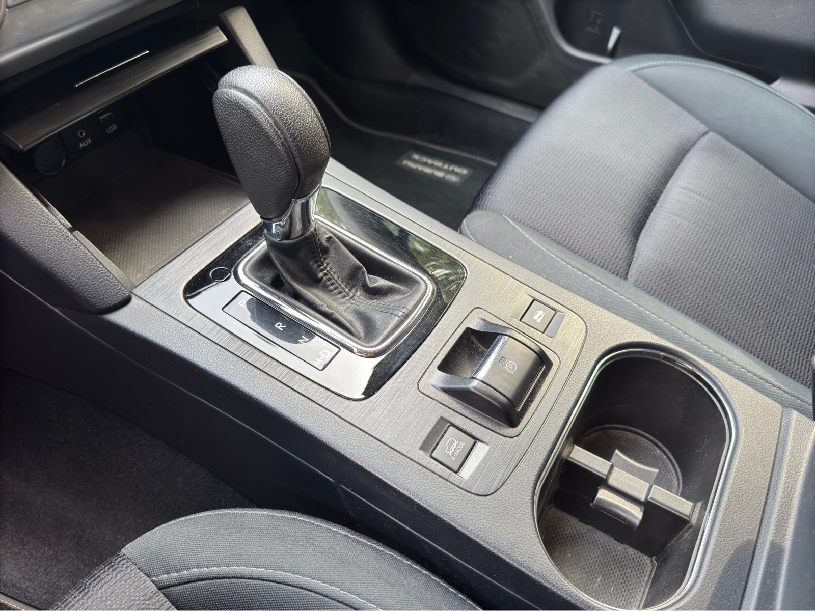 SUBARU Outback 2.0D Swiss AWD Lineartronic *Rückfahrkamera + Sitzheizung*-image-17