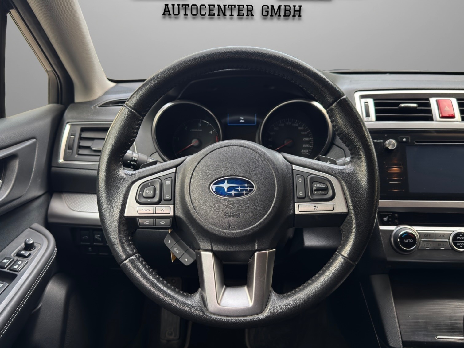 SUBARU Outback 2.0D Swiss AWD Lineartronic *Rückfahrkamera + Sitzheizung*-image-9