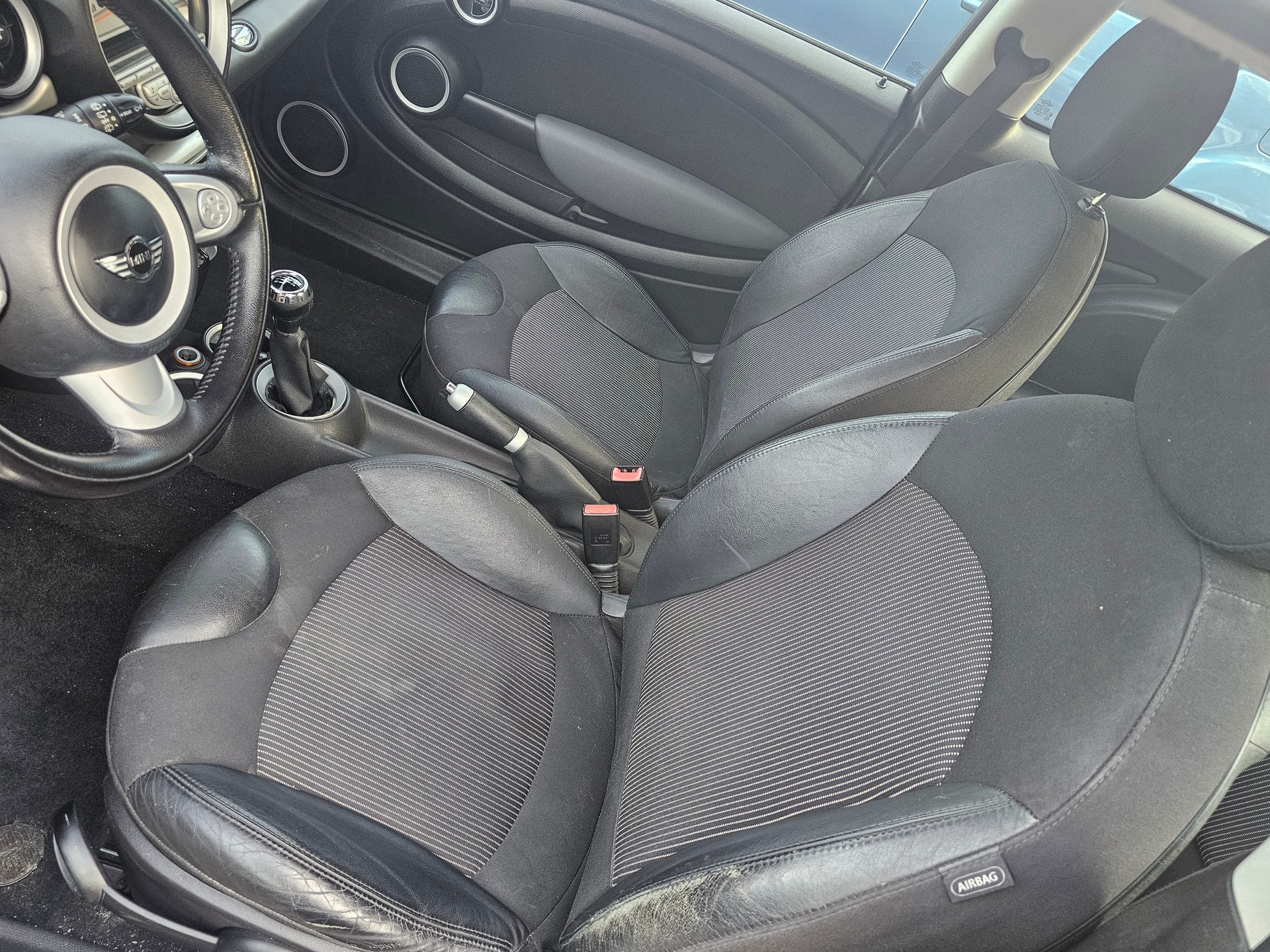 MINI Cooper-image-6