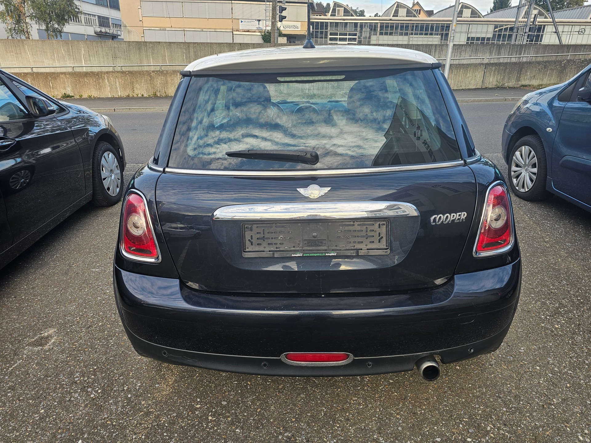 MINI Cooper-image-4
