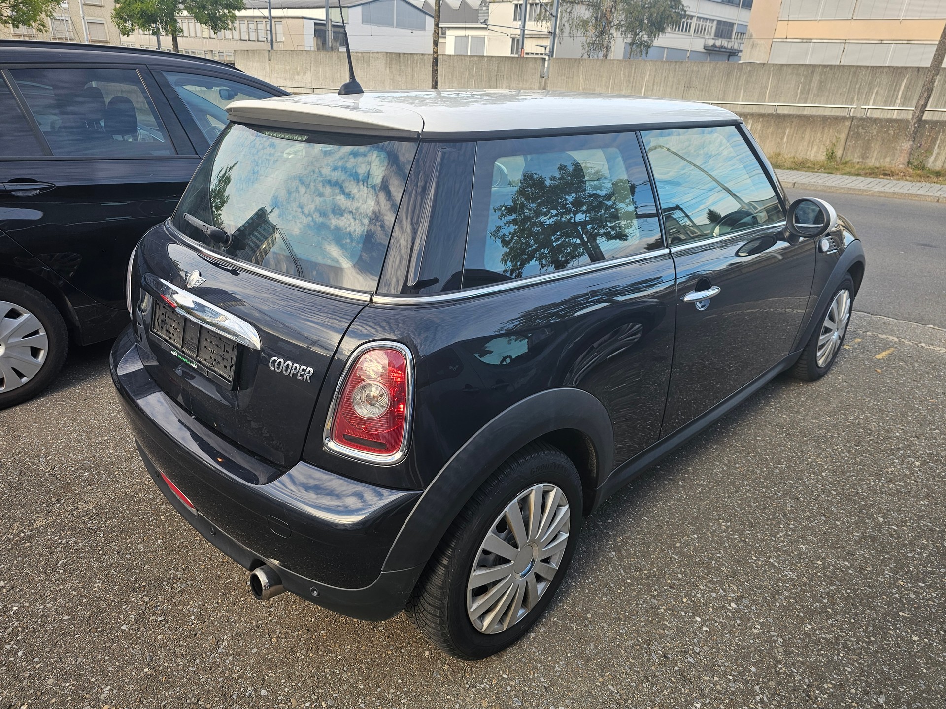 MINI Cooper-image-5