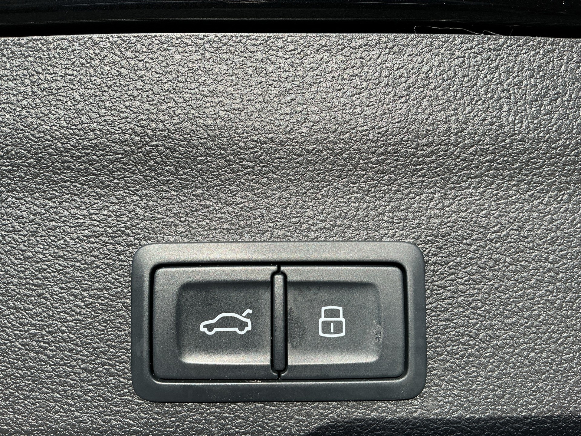 AUDI S6 Avant TDI-image-15