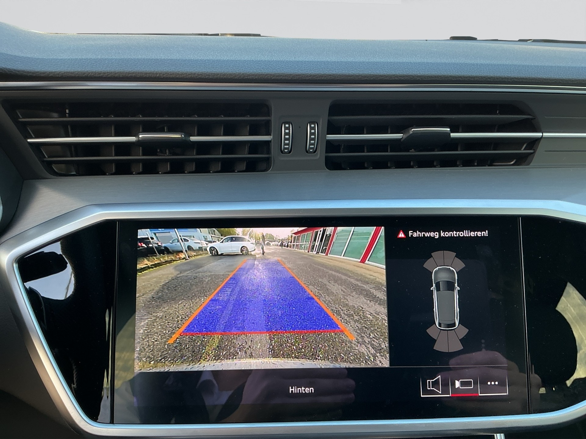 AUDI S6 Avant TDI-image-11