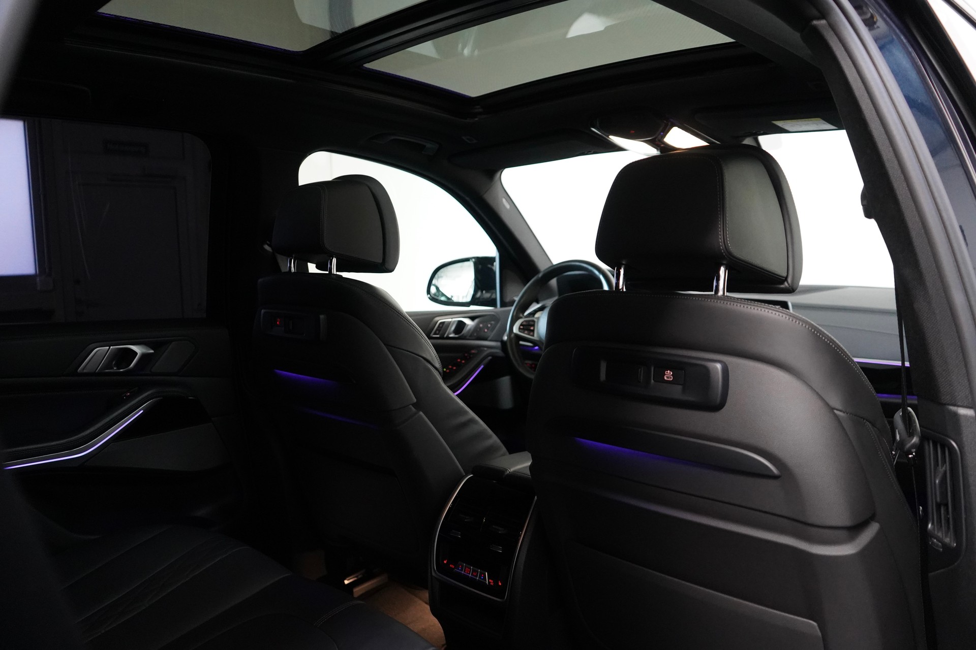BMW X5 xDrive M50d Steptronic-image-9