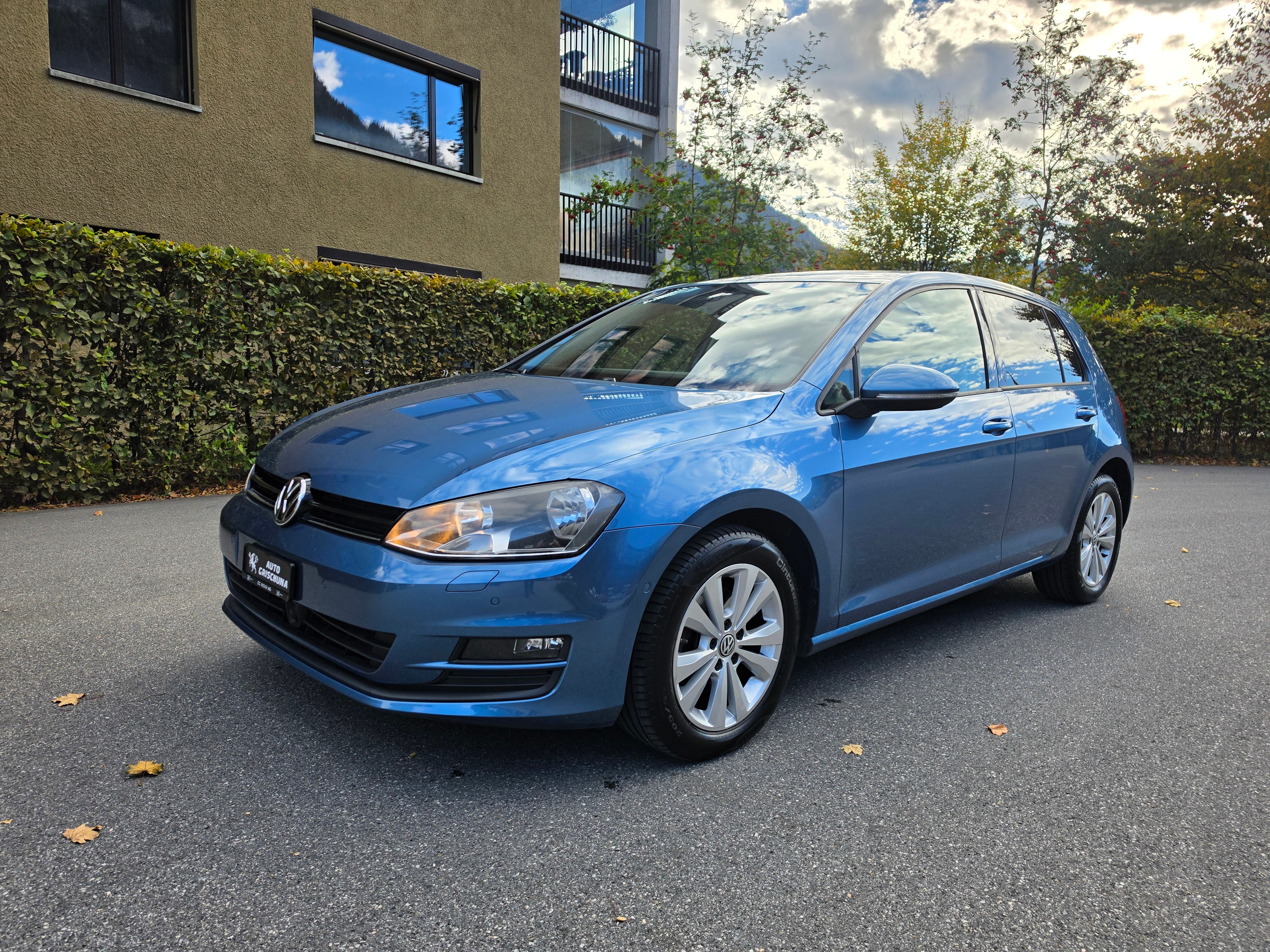 Car photo