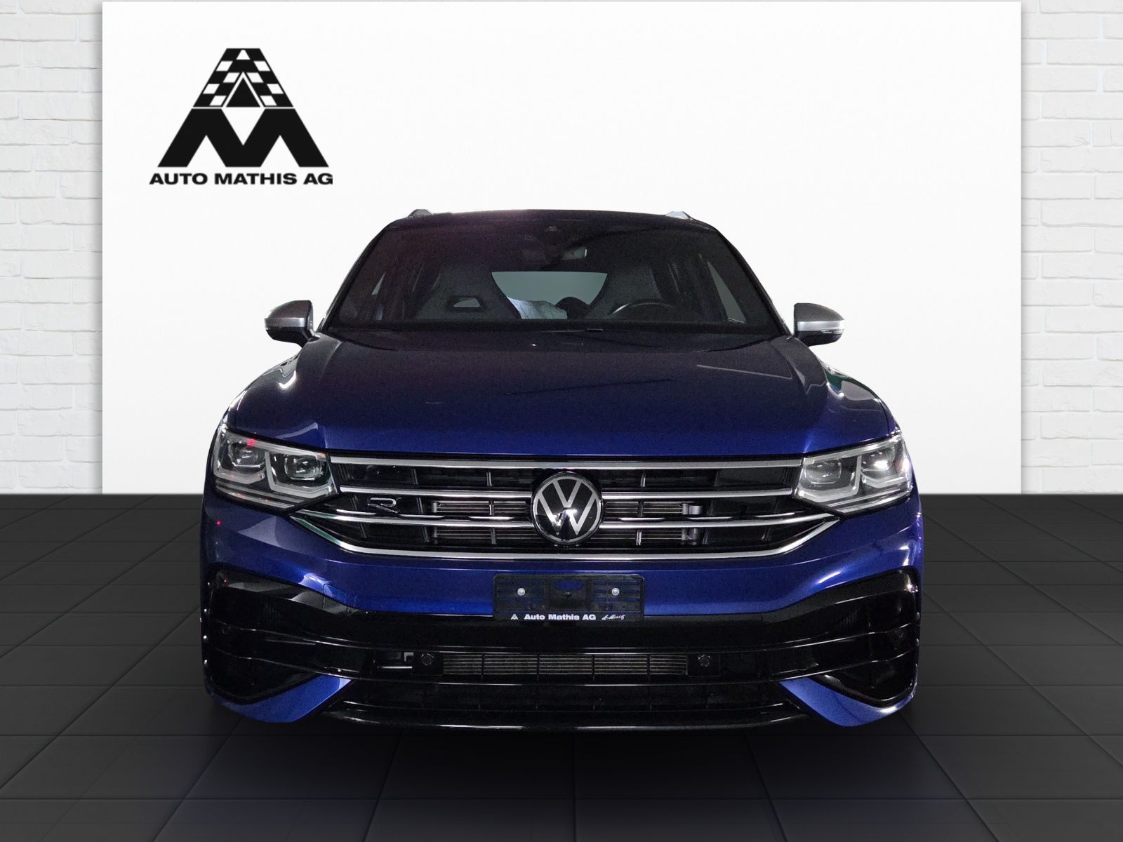 VW Tiguan 2.0TSI R 4Motion DSG-image-1