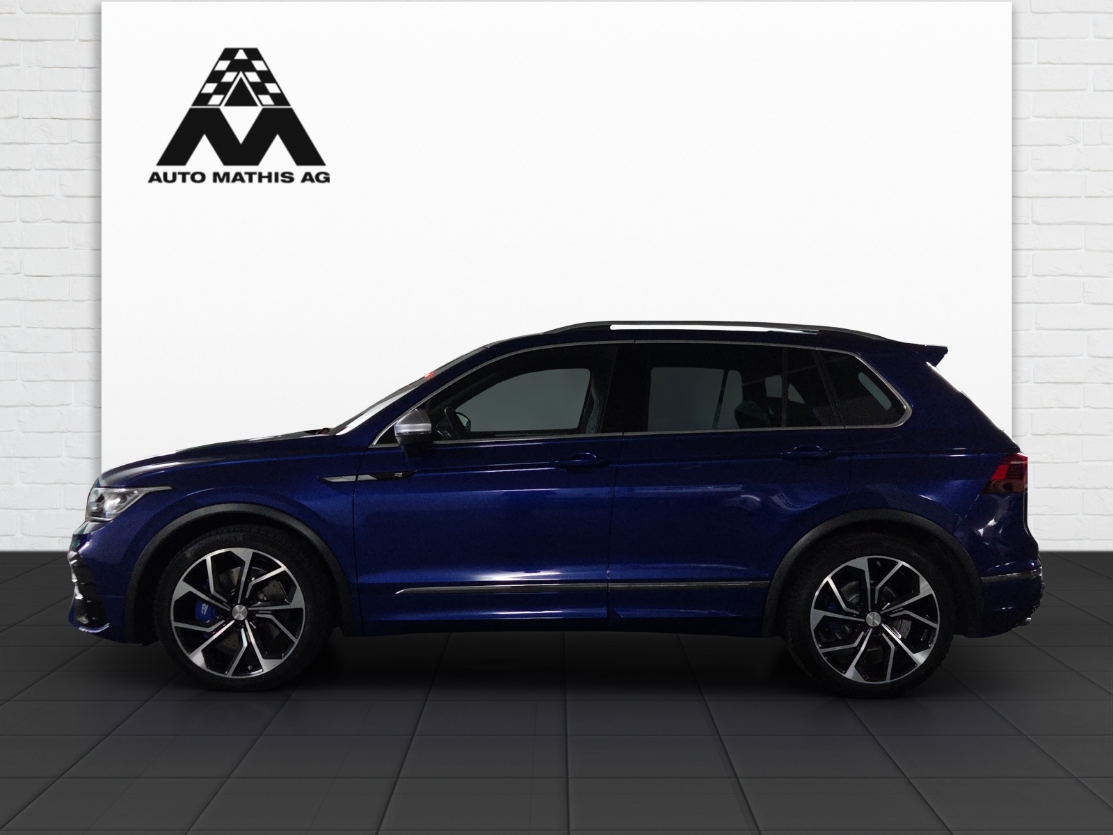 VW Tiguan 2.0TSI R 4Motion DSG-image-2