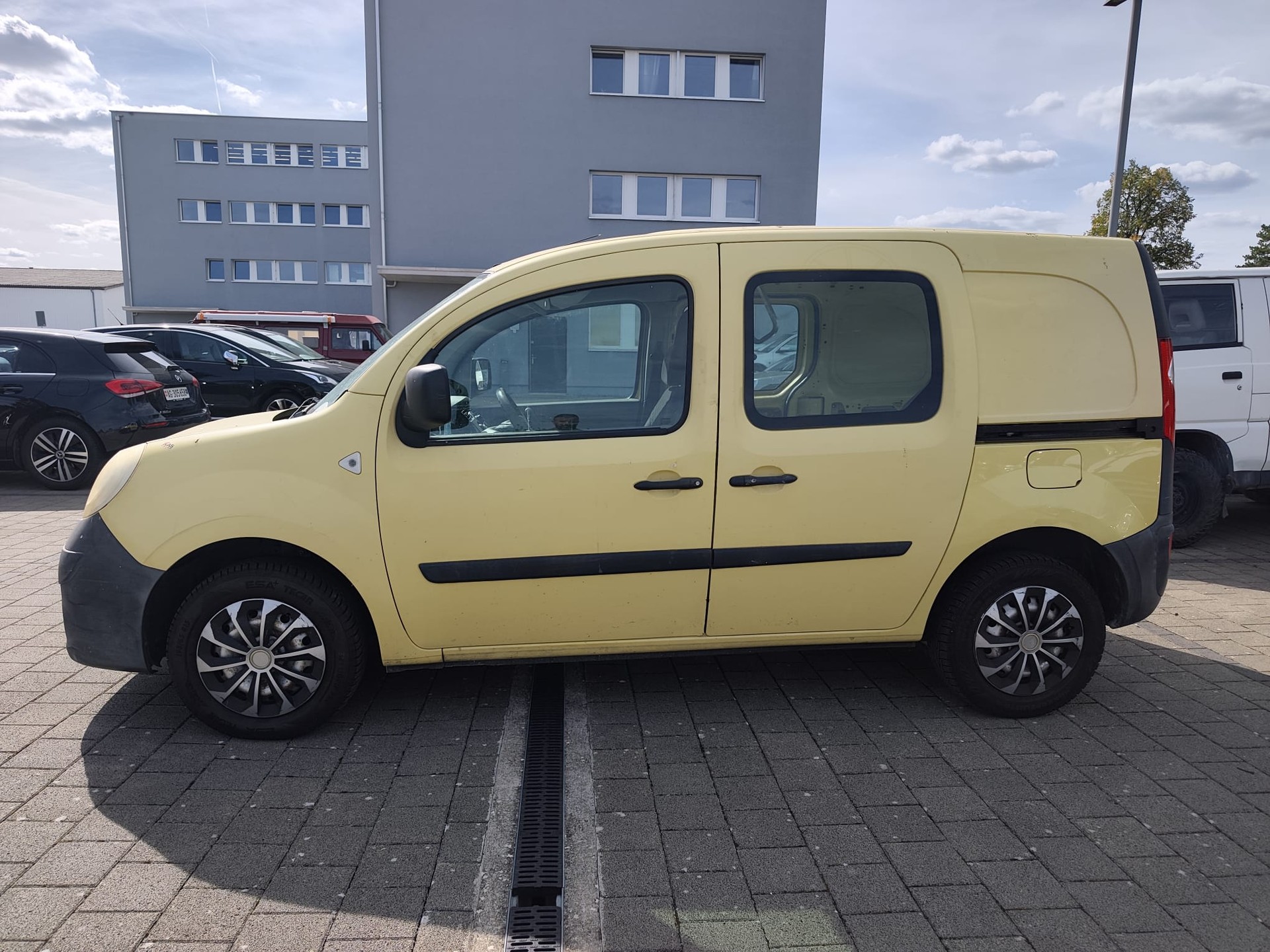 RENAULT Kangoo dCi 85 Business-image-2