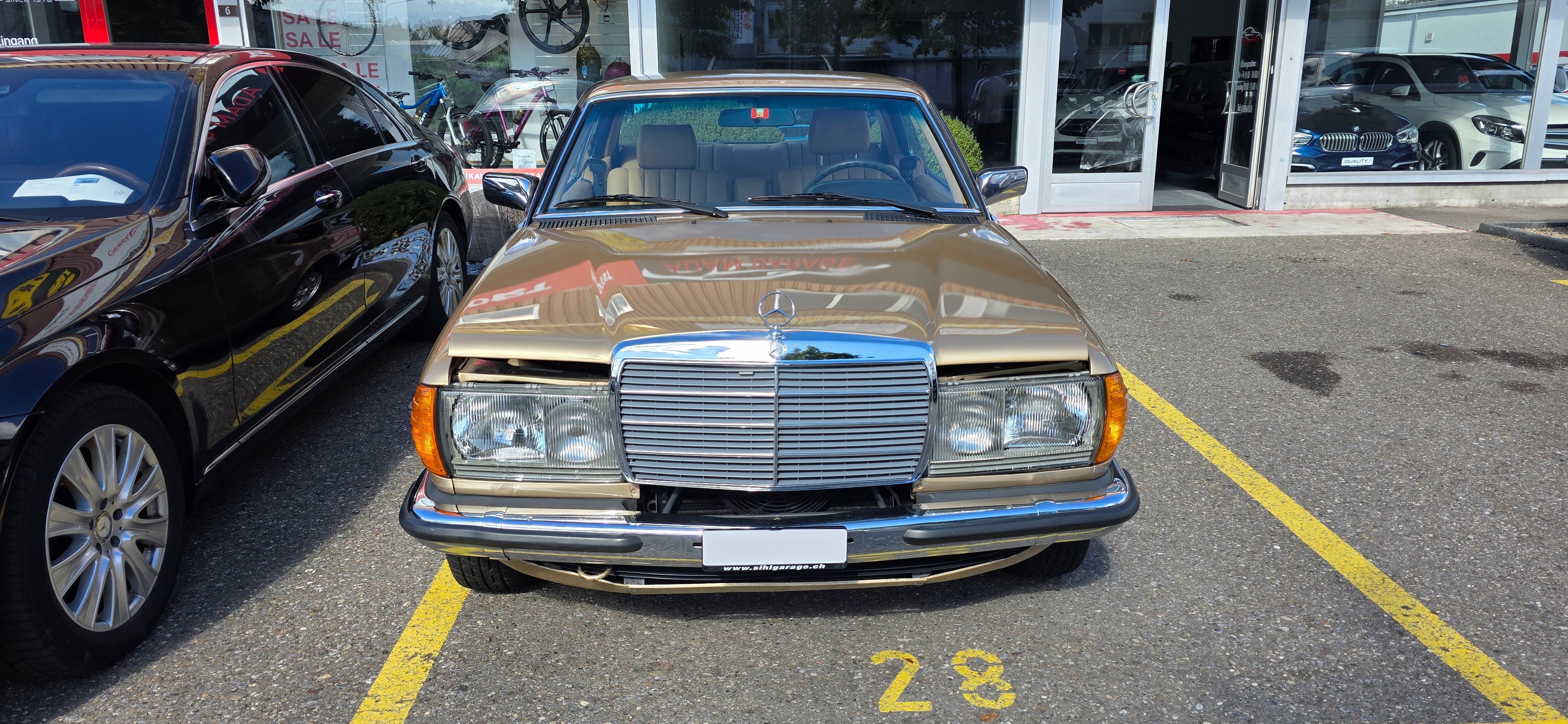 Car photo