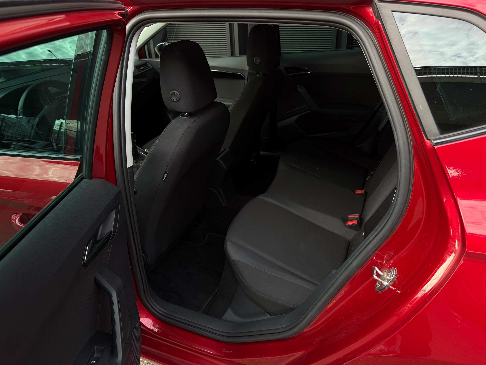 SEAT 1.0 TSI 95 FR-image-5