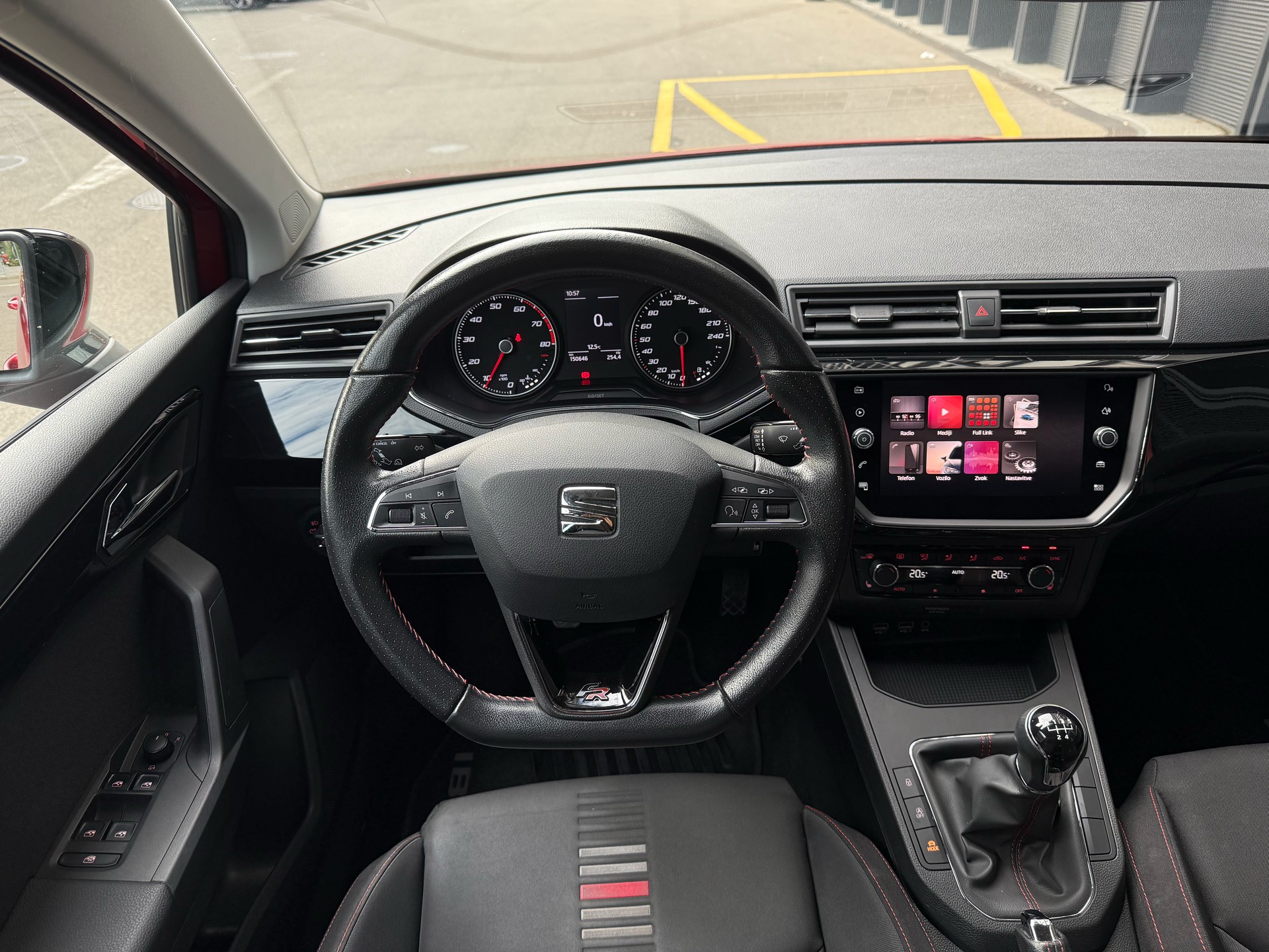 SEAT 1.0 TSI 95 FR-image-2