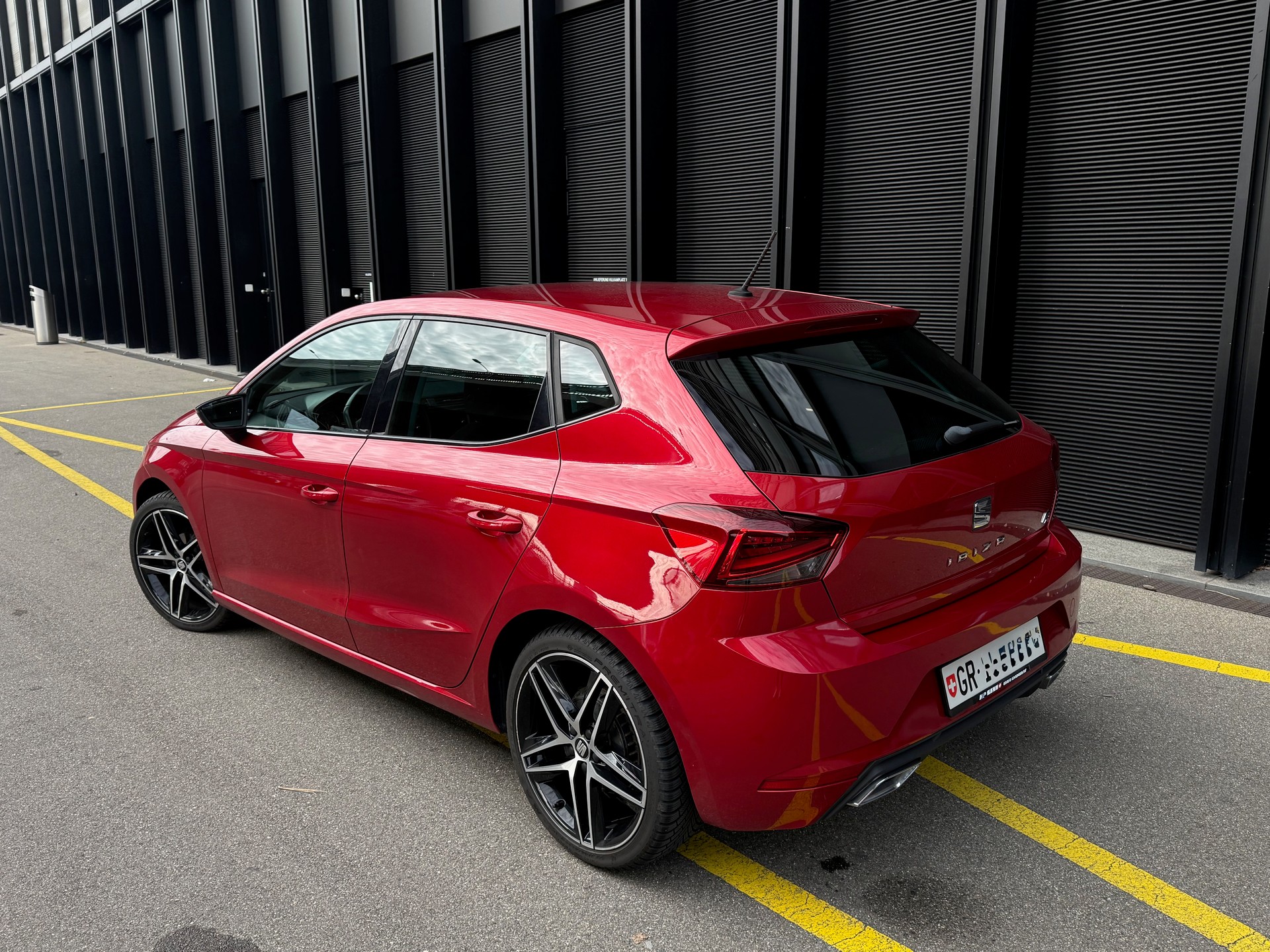 SEAT 1.0 TSI 95 FR-image-1