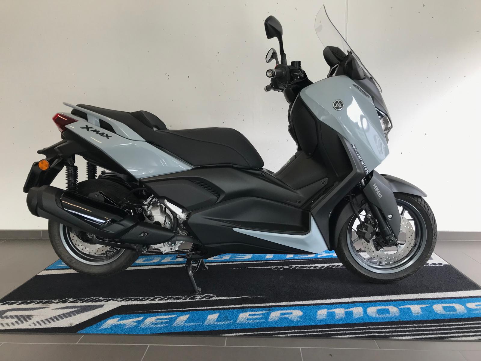 YAMAHA X-Max 300 Tech Max +