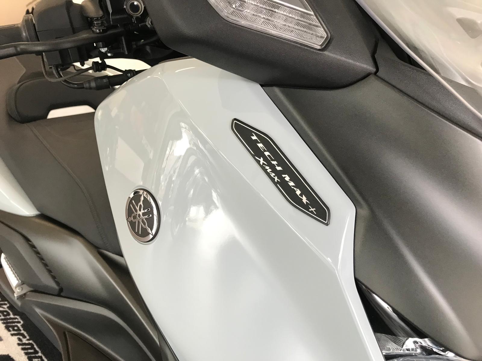 YAMAHA X-Max 300 Tech Max +-image-4