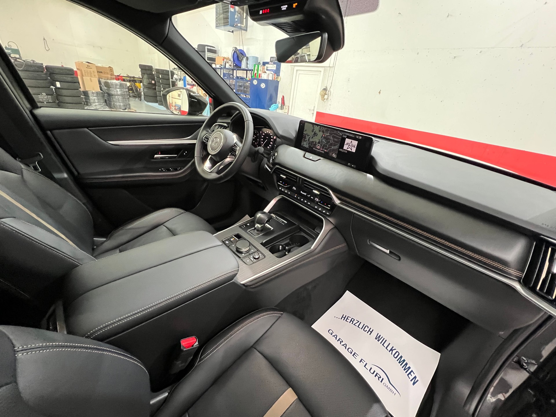 MAZDA CX-60 3.3L e-Skyactiv D 254 MHEV AWD Homura Plus-image-12