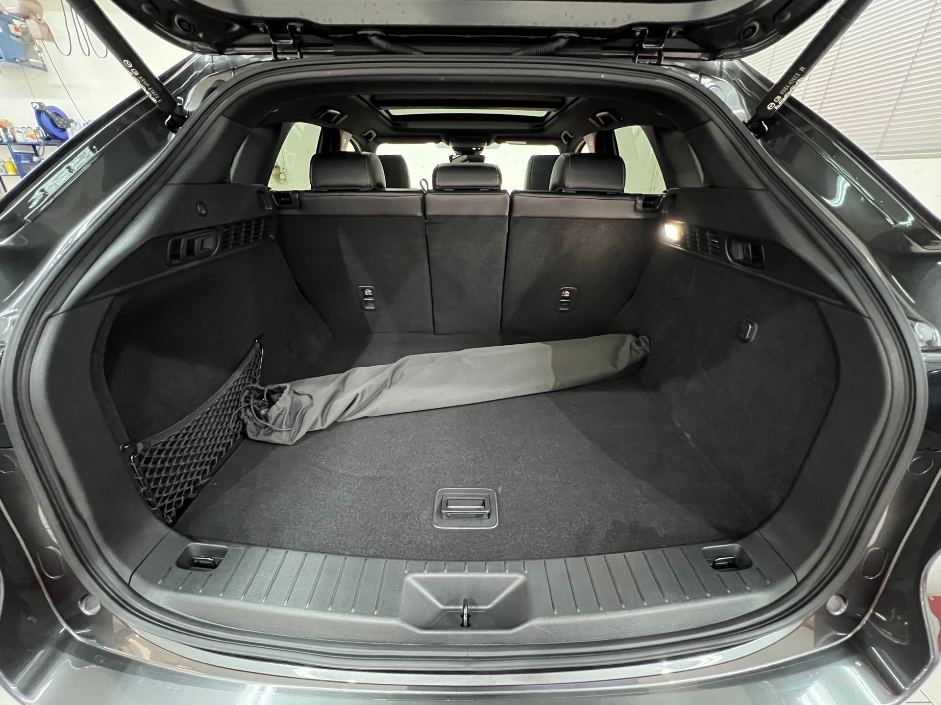 MAZDA CX-60 3.3L e-Skyactiv D 254 MHEV AWD Homura Plus-image-15