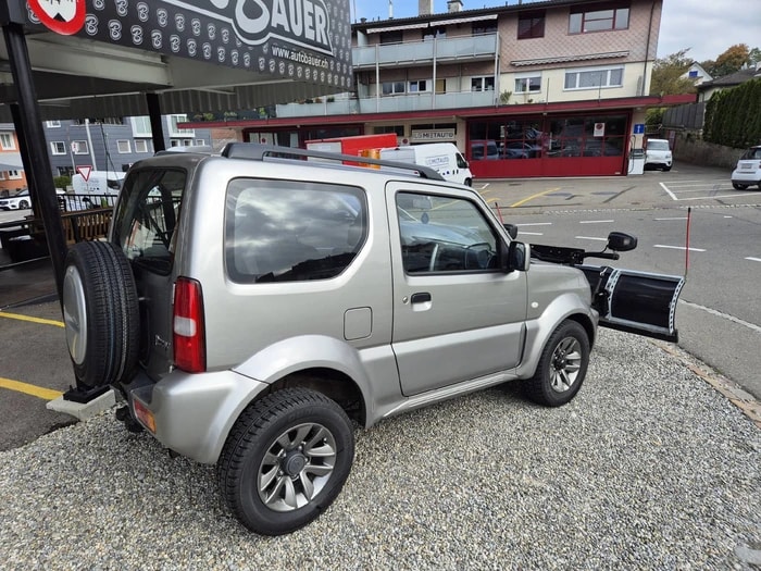 SUZUKI Jimny 1.3 16V Winterdienstfahrzeug Compact Top Automatic-image-2