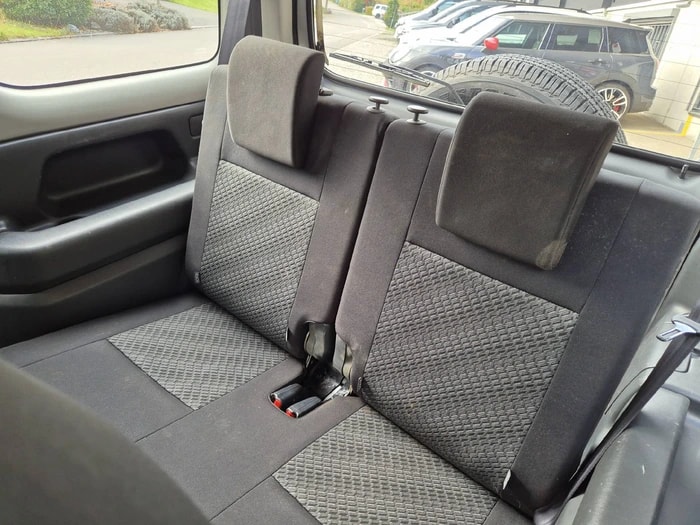 SUZUKI Jimny 1.3 16V Winterdienstfahrzeug Compact Top Automatic-image-8