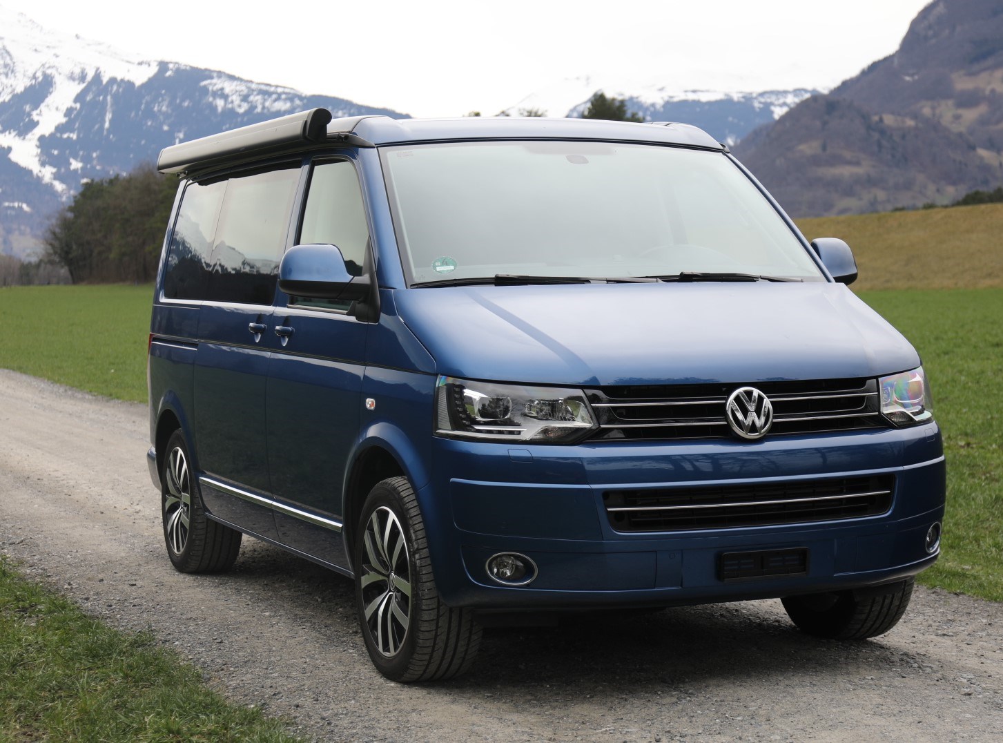 VW T5 California 2.0 Bi-TDI Comfortline Edition-image-1