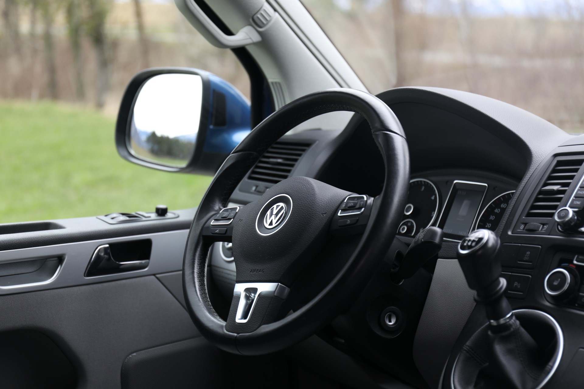 VW T5 California 2.0 Bi-TDI Comfortline Edition-image-7