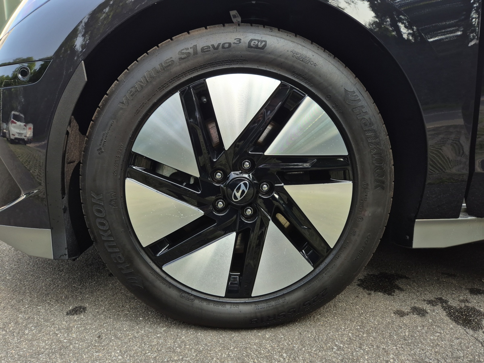 HYUNDAI Ioniq 6 Launch Edition 4WD-image-12