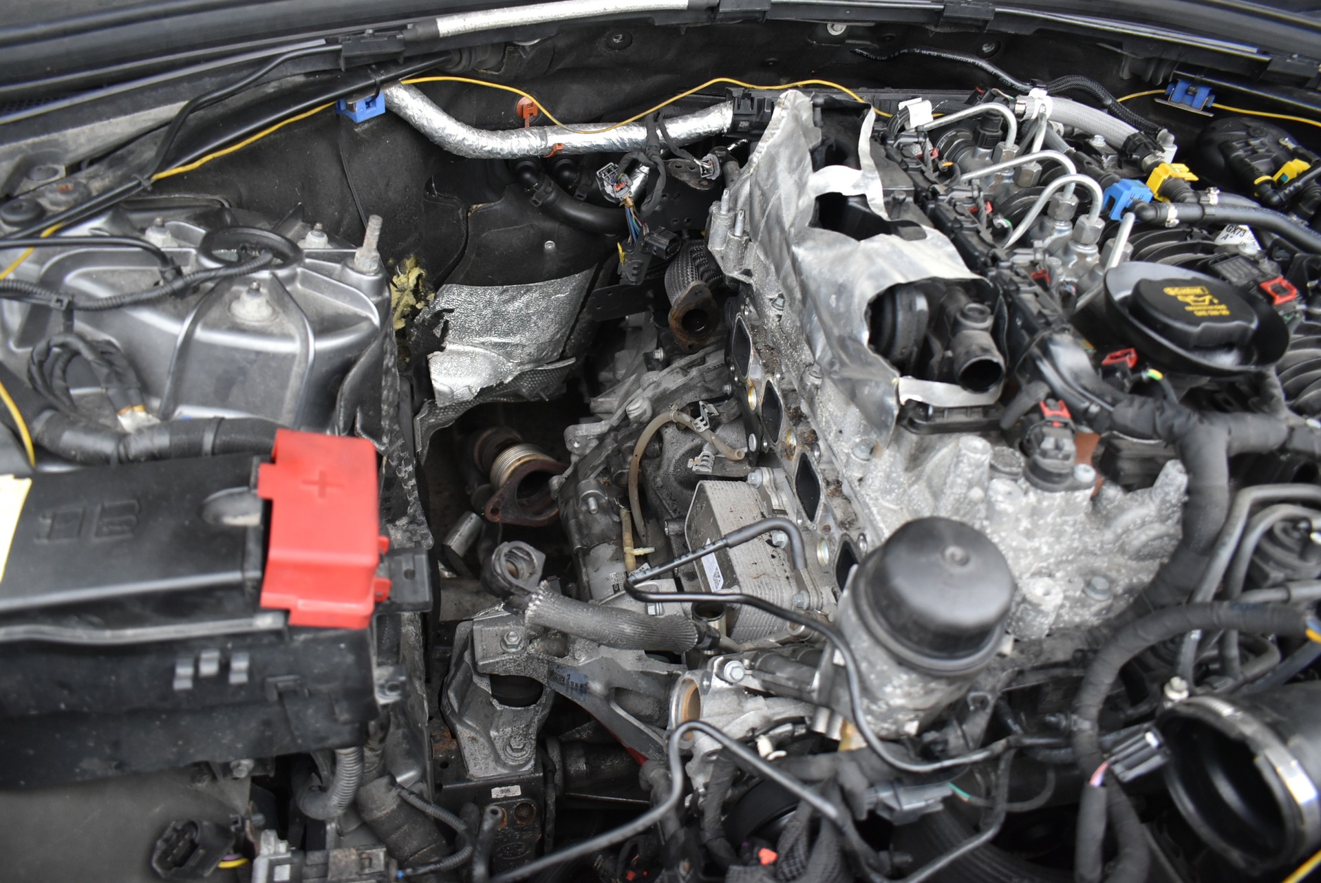 LAND ROVER Range Rover Velar D 240 Automatic-image-9